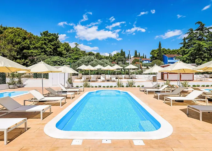 Medena-3 By Interhome Traù